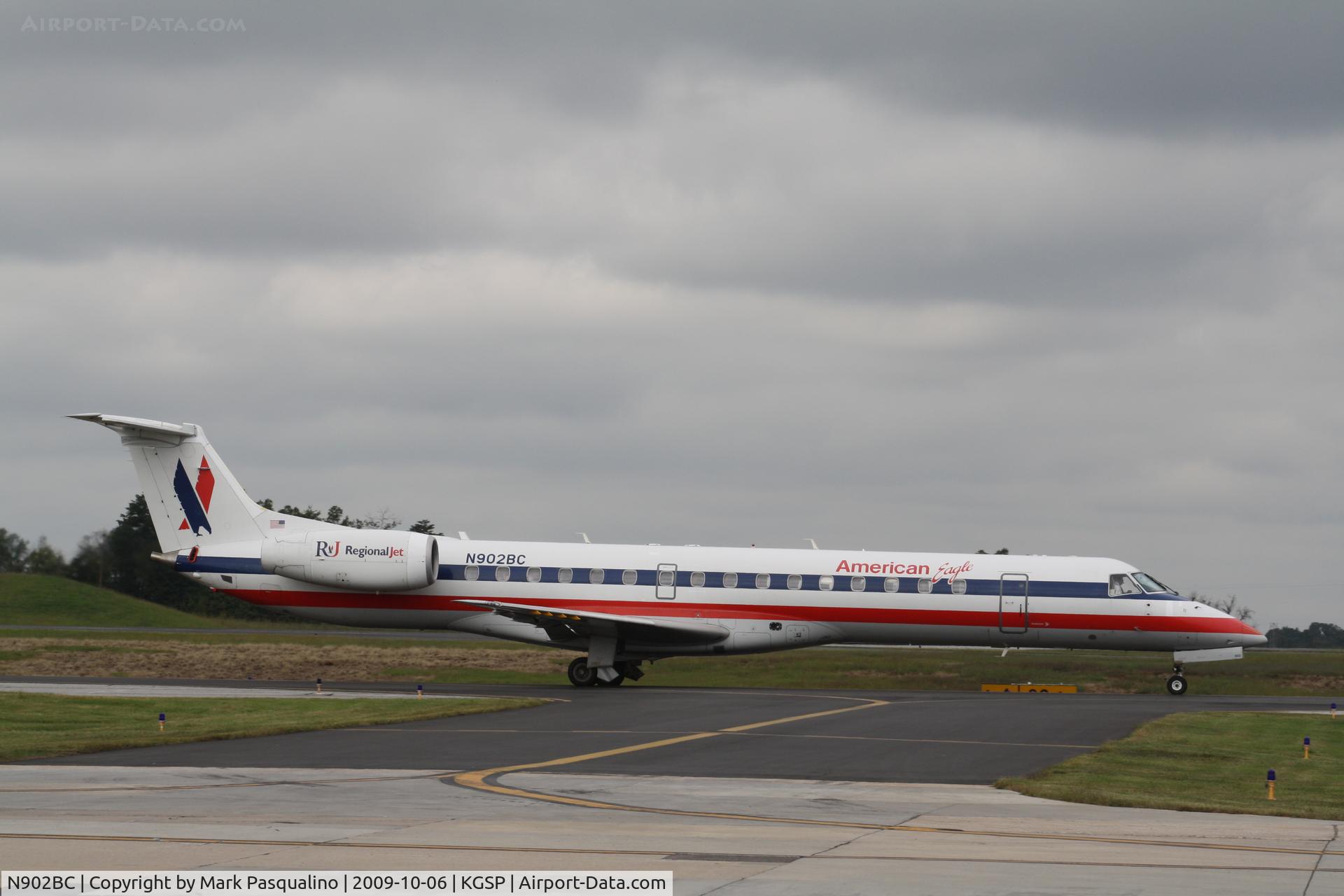 N902BC, 2005 Embraer ERJ-145LR (EMB-145LR) C/N 14500887, EMB-145LR