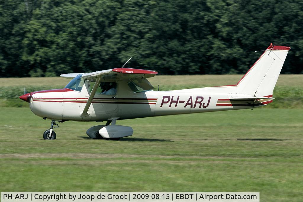 PH-ARJ, Cessna 150M C/N 15078911, old-timer fly-in.