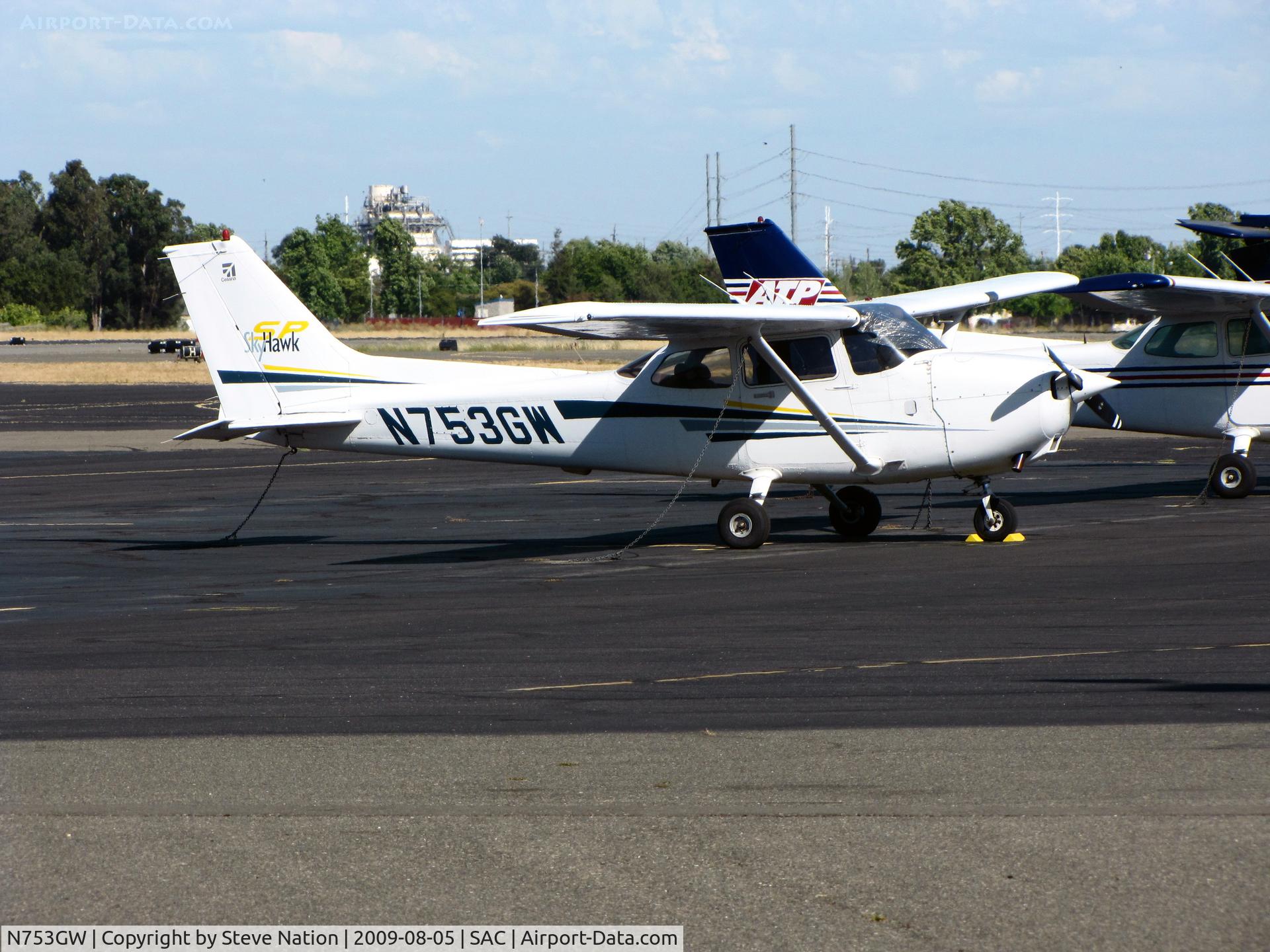 N753GW, 2001 Cessna 172S Skyhawk SP C/N 172S-8753, 2001 Cessna 172S