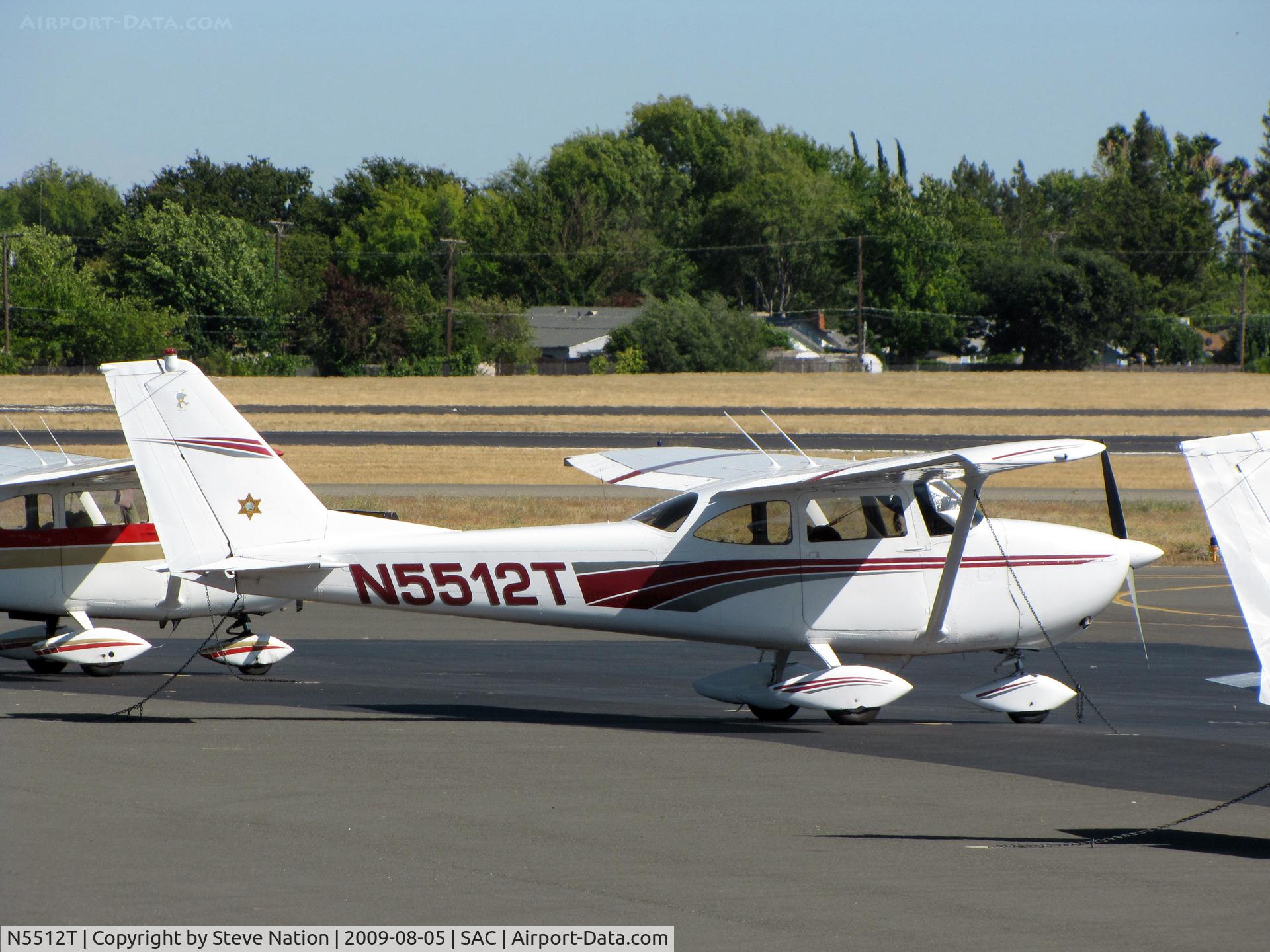 N5512T, 1964 Cessna 172E C/N 17251412, Fresno County Sheriff's 1964 Cessna 172E visiting at SAC