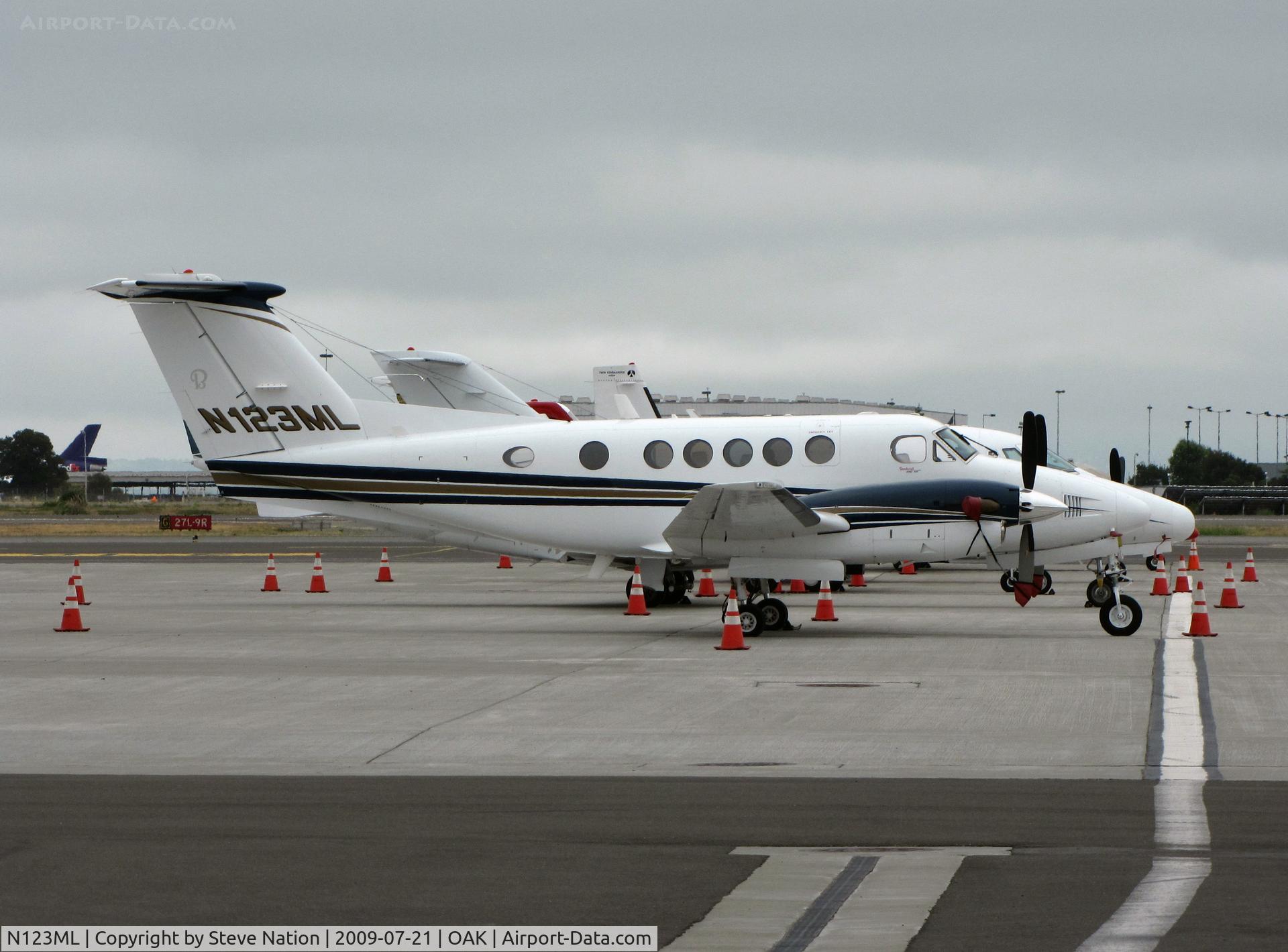 N123ML, 1997 Raytheon Aircraft Company B200 C/N BB-1587, 1997 Raytheon Aircraft Company B200 King Air on visitor's ramp at North Field