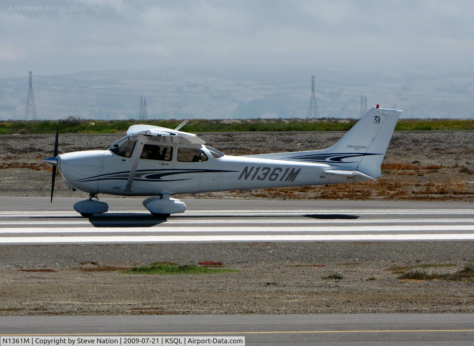 N1361M, 2005 Cessna 172S Skyhawk SP C/N 172S9842, Locally-based 2005 Cessna 172S taking-off