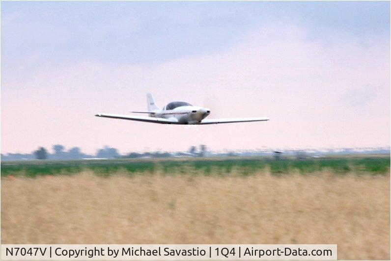 N7047V, 1985 Lancair 235 C/N 041, Lancair 235/290 Pilot-Owner: Mark V. Robinson