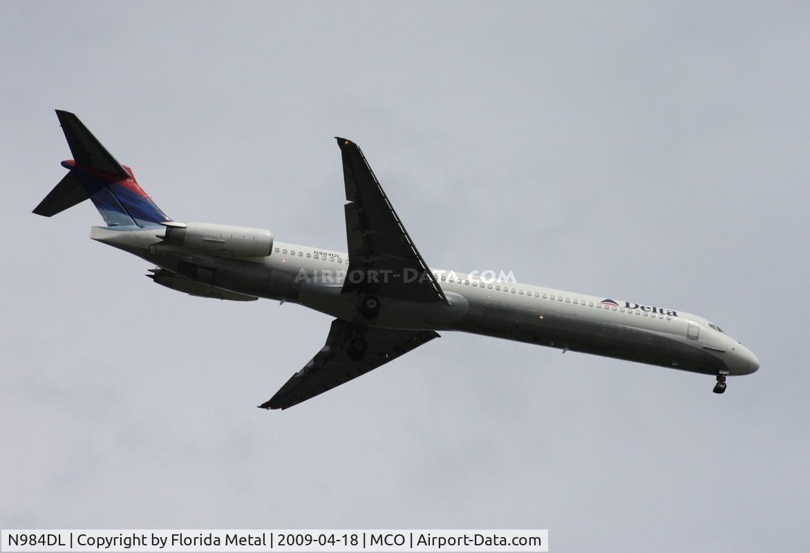 N984DL, 1991 McDonnell Douglas MD-88 C/N 53311, Delta MD-88