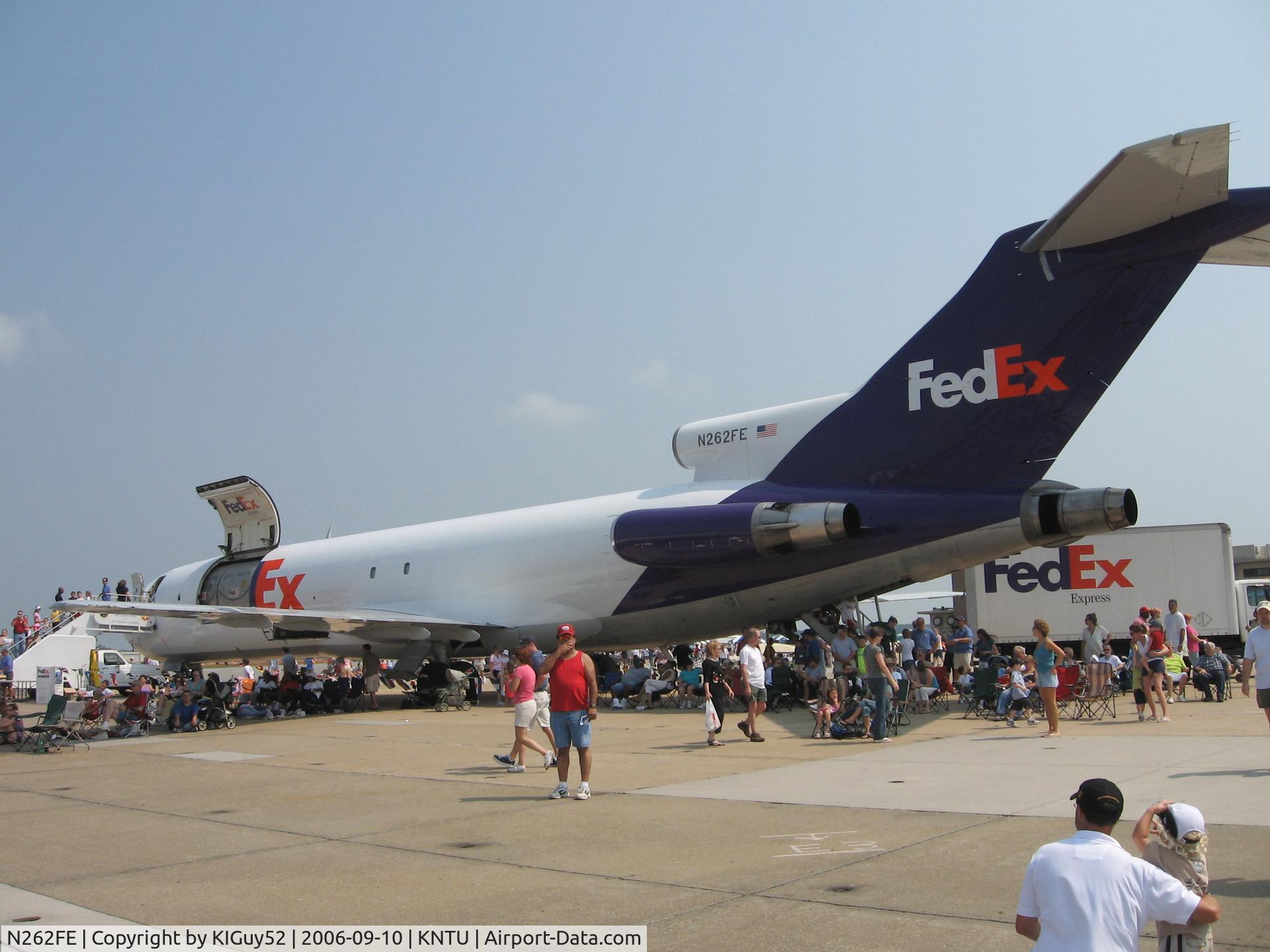 N262FE, 1979 Boeing 727-233F C/N 21624, For more detail click on 