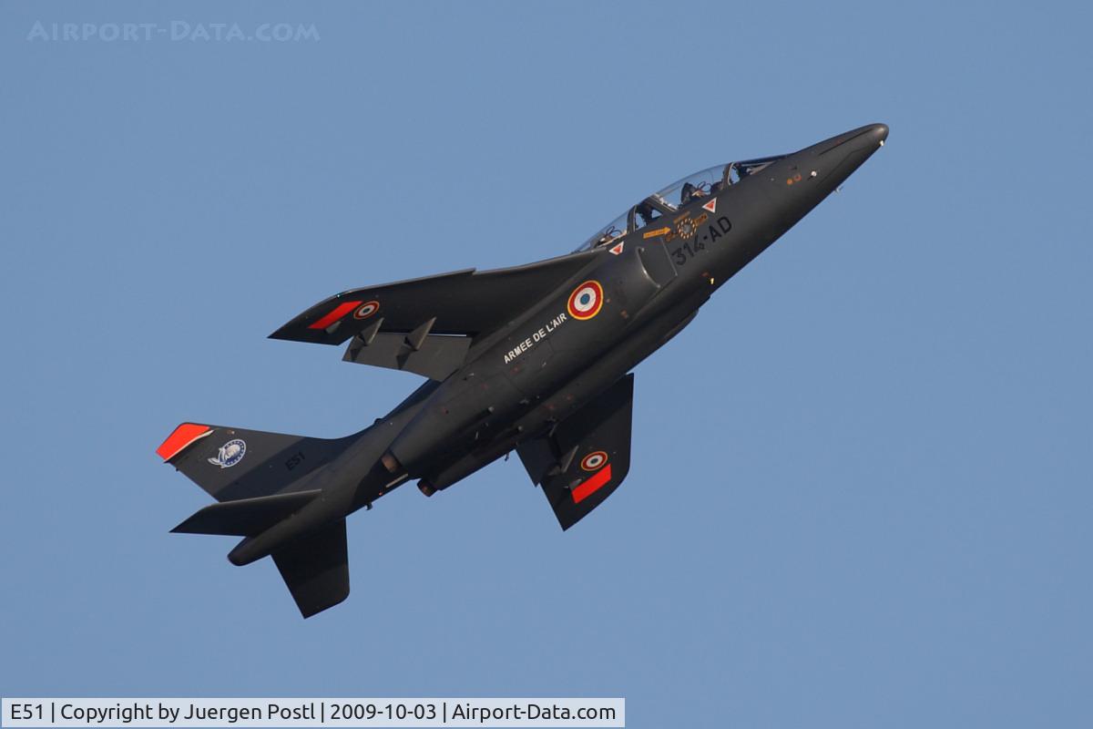 E51, Dassault-Dornier Alpha Jet E C/N E51, Red Bull Air Race Barcelona 2009 - France Air Force - Dassault-Dornier Alpha Jet E