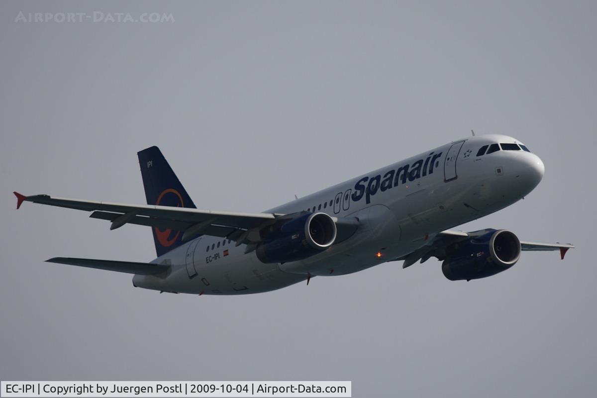 EC-IPI, 2003 Airbus A320-232 C/N 2027, Red Bull Air Race Barcelona 2009 - Spanair Airbus A320-232