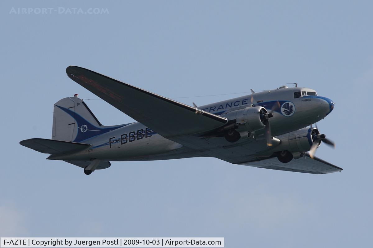 F-AZTE, 1943 Douglas C-47A-1-DL  Skytrain C/N 9172, Red Bull Air Race Barcelona 2009 - Air France (Dakota et Compagnie) Douglas C-47A Skytrain (DC-3A)