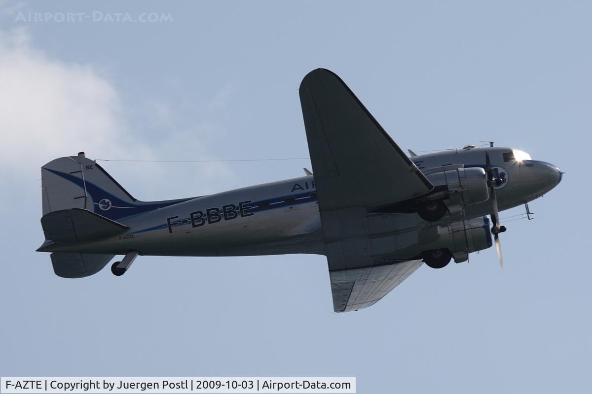 F-AZTE, 1943 Douglas C-47A-1-DL  Skytrain C/N 9172, Red Bull Air Race Barcelona 2009 - Air France (Dakota et Compagnie) Douglas C-47A Skytrain (DC-3A)