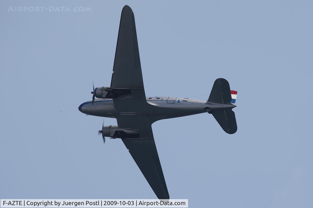 F-AZTE, 1943 Douglas C-47A-1-DL  Skytrain C/N 9172, Red Bull Air Race Barcelona 2009 - Air France (Dakota et Compagnie) Douglas C-47A Skytrain (DC-3A)