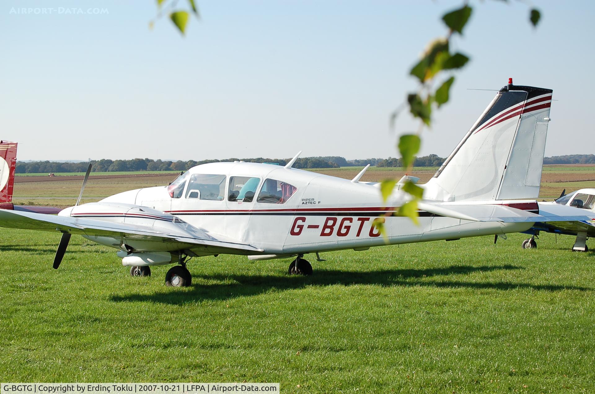 G-BGTG, 1979 Piper PA-23-250 Aztec C/N 27-7954061, Seen at Pontoise (Rugby World Cup Final)
