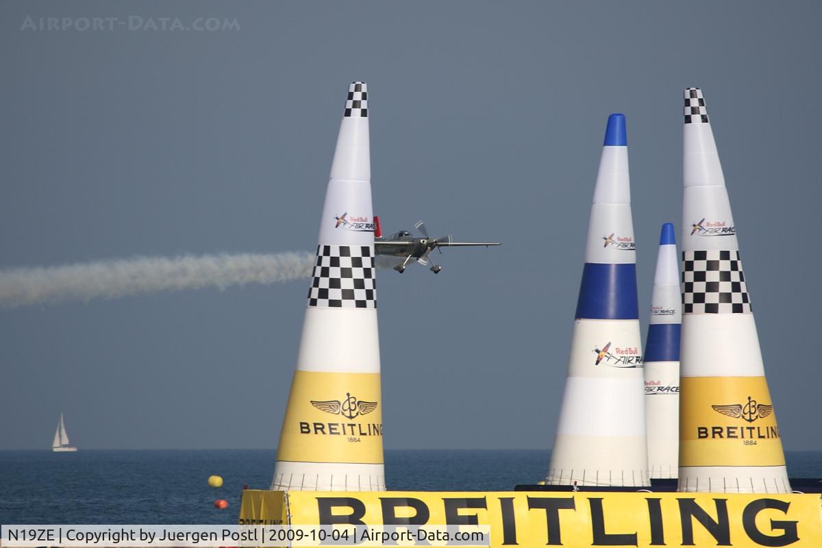 N19ZE, 2007 Zivko Edge 540 C/N 0039A, Red Bull Air Race Barcelona 2009 - Yoshihide Muroya