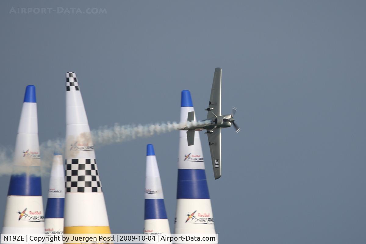 N19ZE, 2007 Zivko Edge 540 C/N 0039A, Red Bull Air Race Barcelona 2009 - Yoshihide Muroya