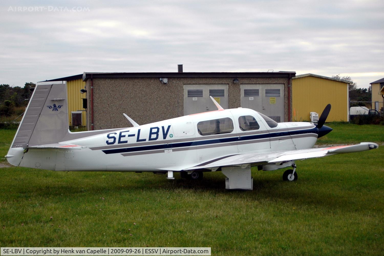 SE-LBV, 1995 Mooney M20J 201 C/N 24-3365, Mooney M-20J at Visby airport on the island of Gotland, Sweden.