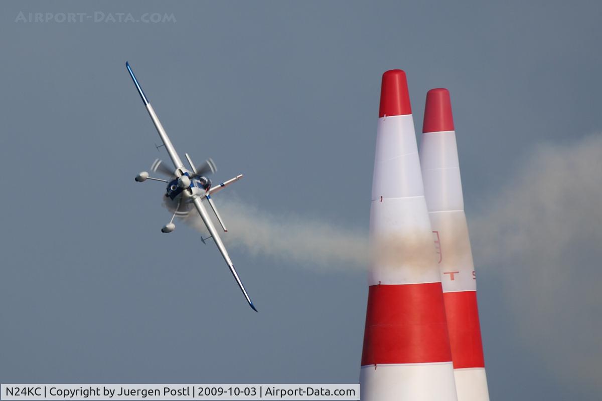 N24KC, 2001 Zivko Edge 540A C/N 0029A, Red Bull Air Race Barcelona 2009 - Glen Dell