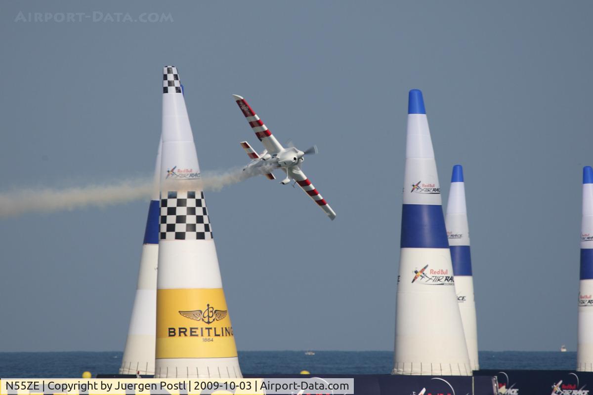 N55ZE, 2007 Zivko Edge 540 C/N 0040A, Red Bull Air Race Barcelona 2009 - Paul Bonhomme
