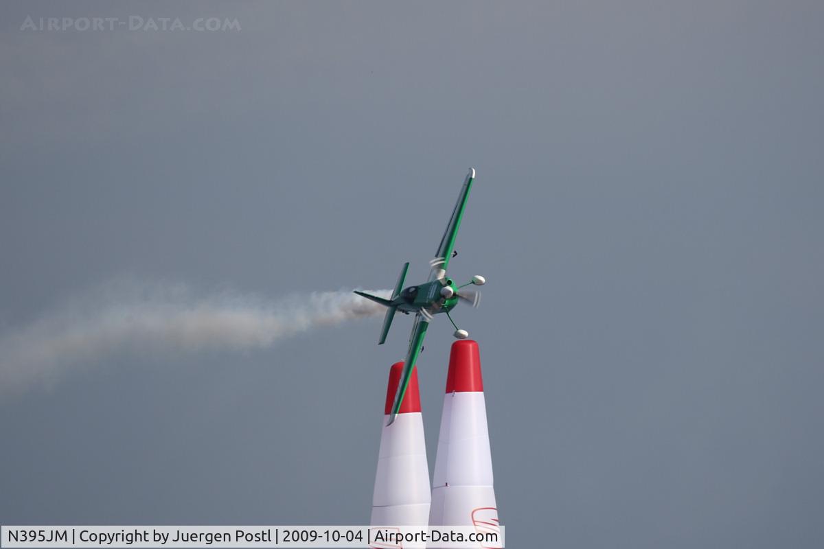 N395JM, 2004 Zivko Edge 540 C/N 0033, Red Bull Air Race Barcelona 2009 - Mike Goulian