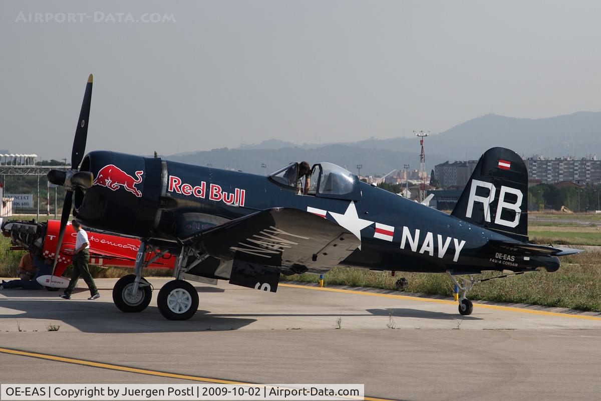 OE-EAS, 1945 Vought F4U-4 Corsair C/N 9149, Red Bull Air Race Barcelona 2009 - Chance Vought F4U