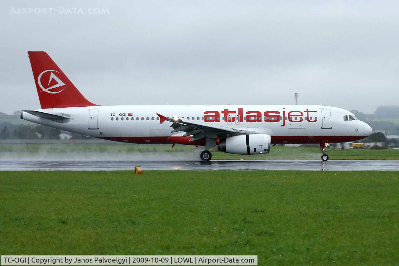 TC-OGI, 1997 Airbus A320-232 C/N 640, Atlasjet Airlines Airbus A-320-232 landing on RWY09 in LOWL/LNZ