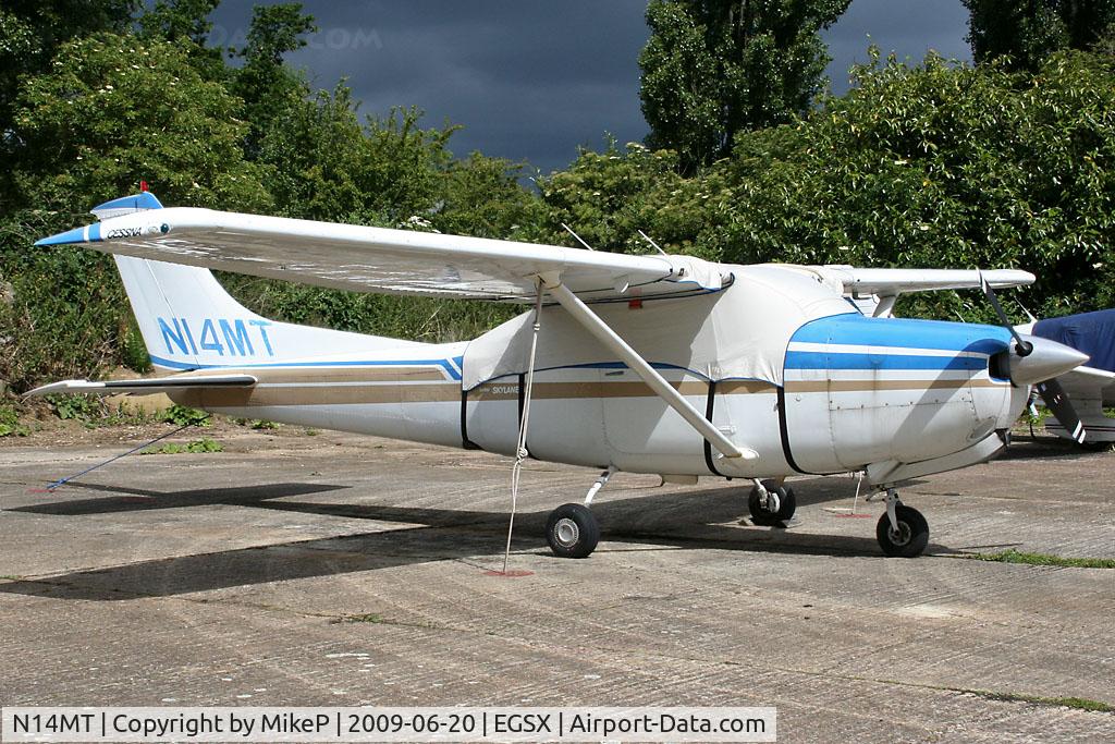 N14MT, 1979 Cessna TR182 Turbo Skylane RG C/N R18201227, Based at North Weald.