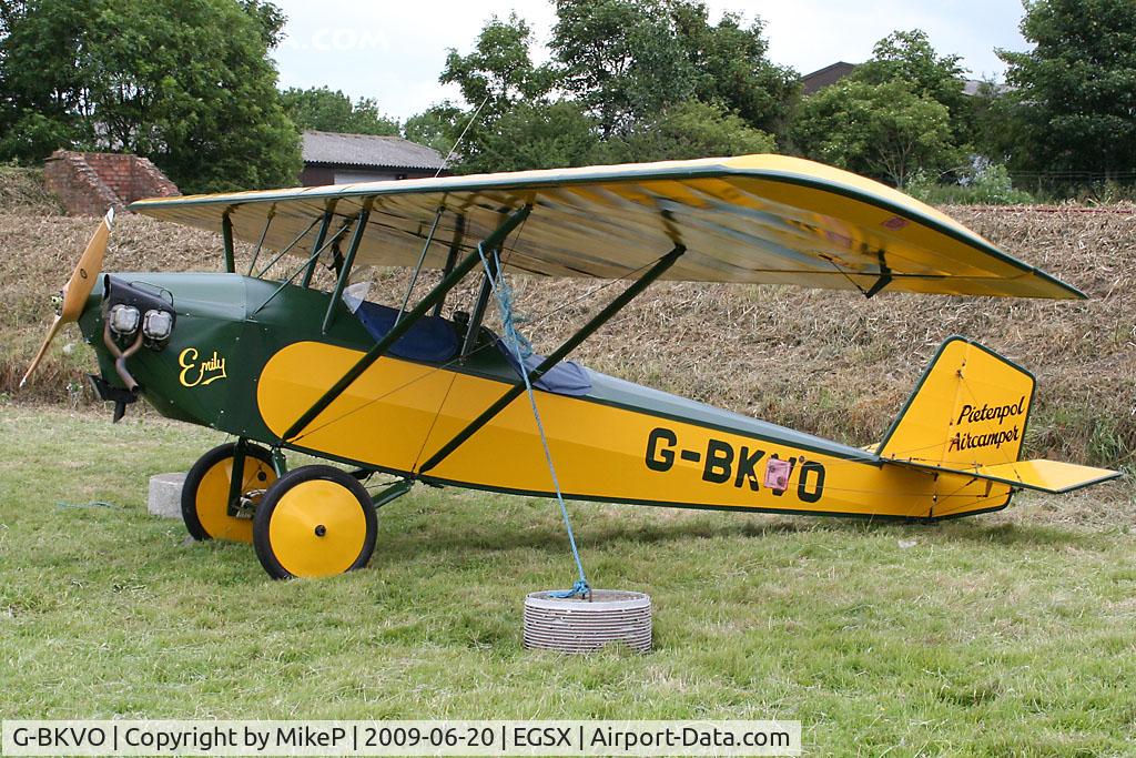 G-BKVO, 1989 Pietenpol Air Camper C/N PFA 047-10799, Taken during the 2009 Air Britain fly-in.