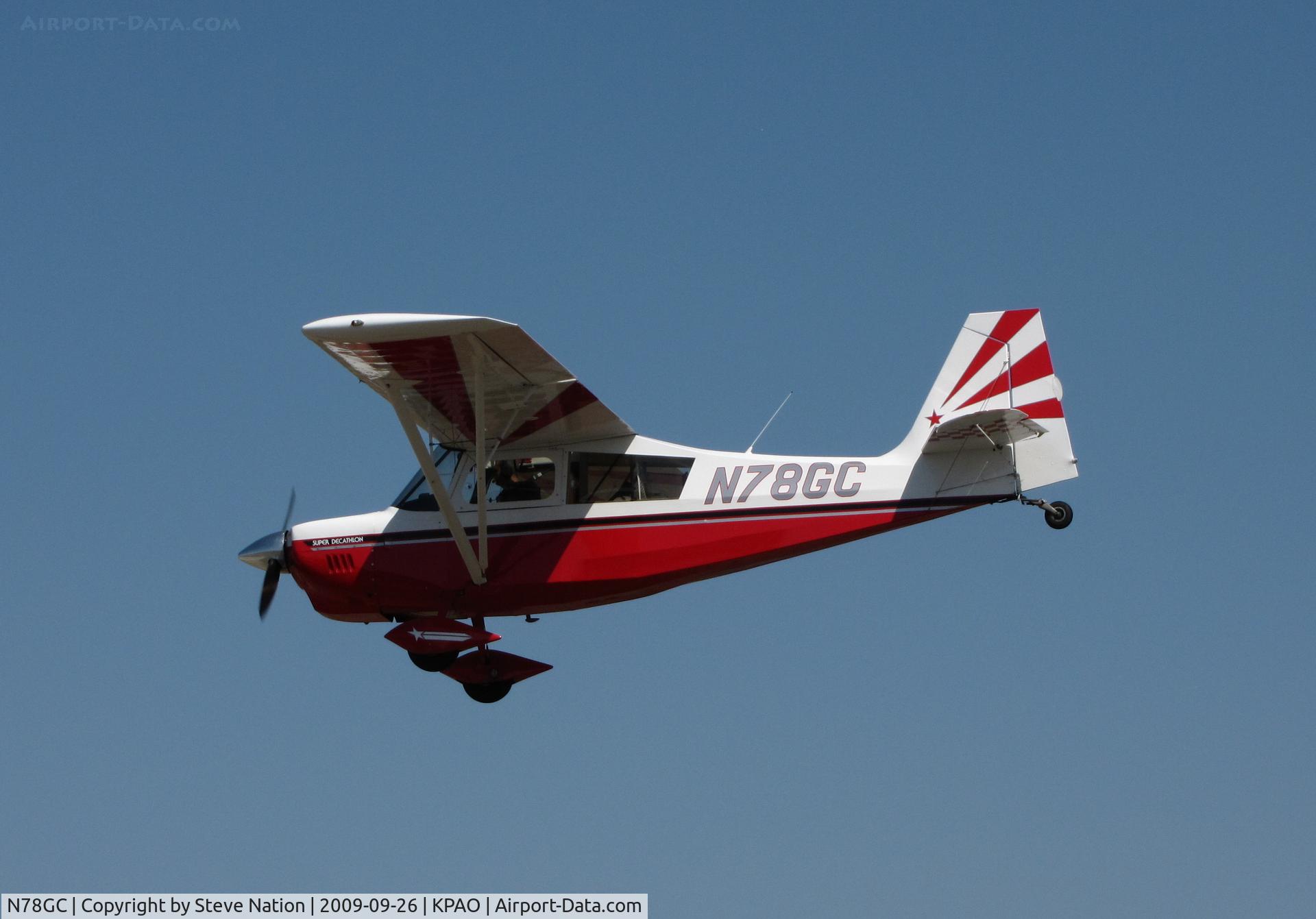 N78GC, 2001 American Champion 8KCAB Super Decathlon C/N 892-2001, 2001 American Champion Aircraft 8KCAB on final approach