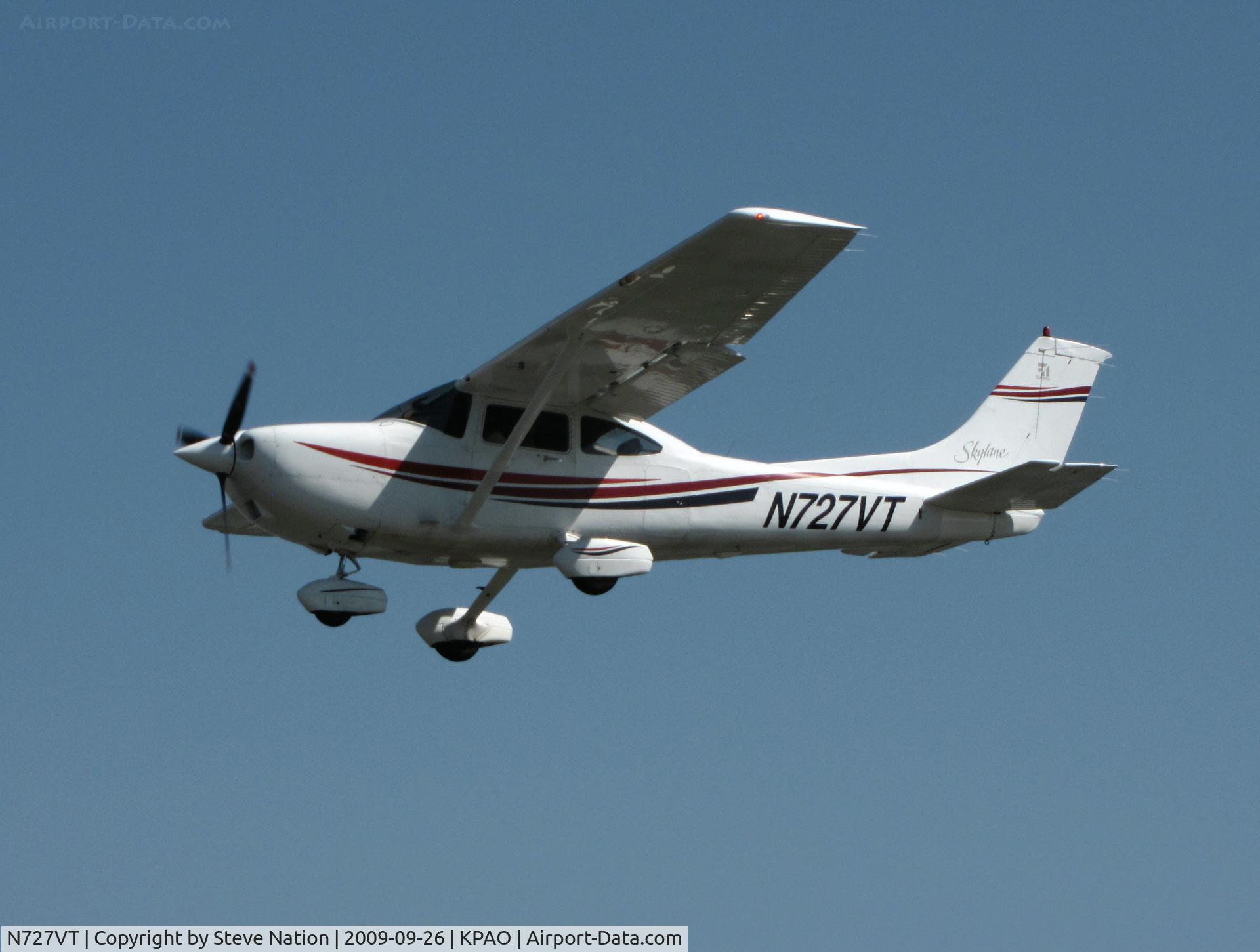 N727VT, 1999 Cessna 182S Skylane C/N 18280488, 1999 Cessna 182S on final