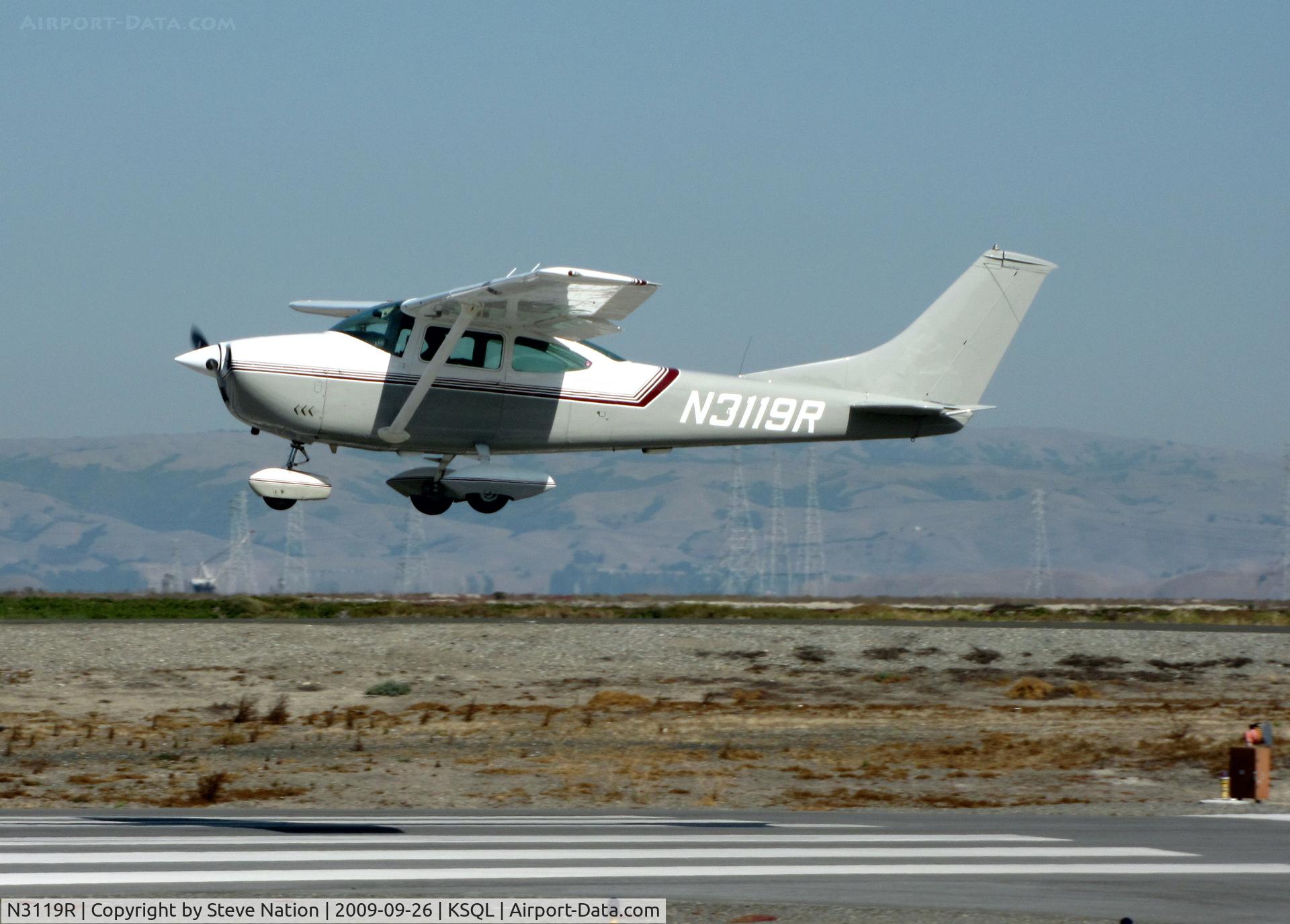 N3119R, 1967 Cessna 182L Skylane C/N 18258519, Locally-based 1967 Cessna 182L on final approach