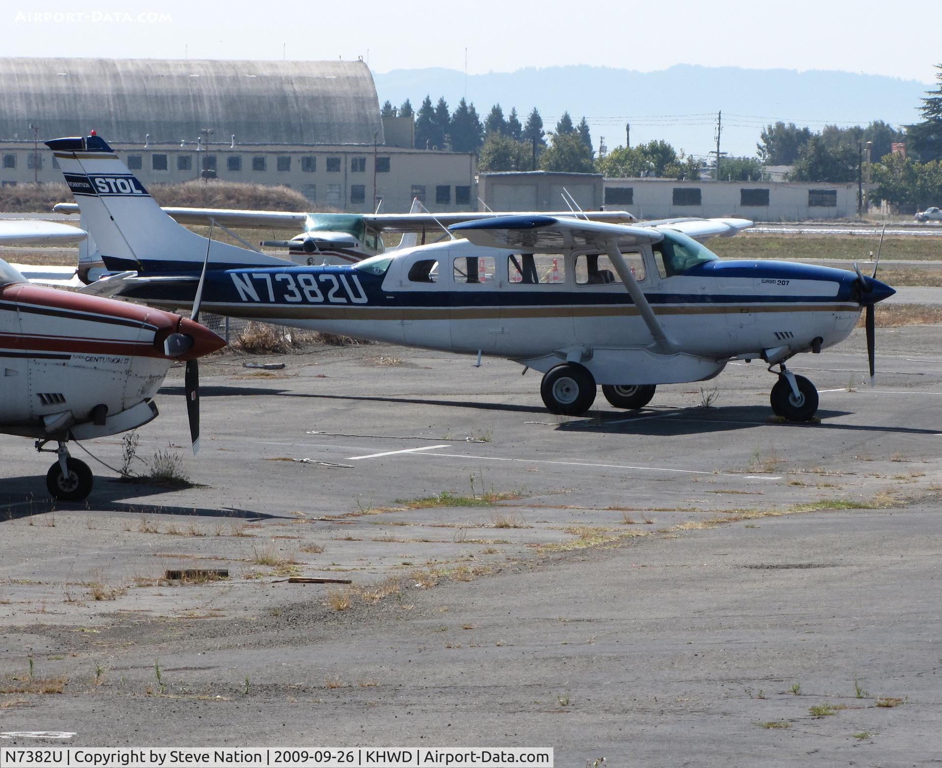 N7382U, 1978 Cessna T207A C/N 20700430, Icy Bay Lodge 1978 Cessna T207A with bellypack visiting from AK