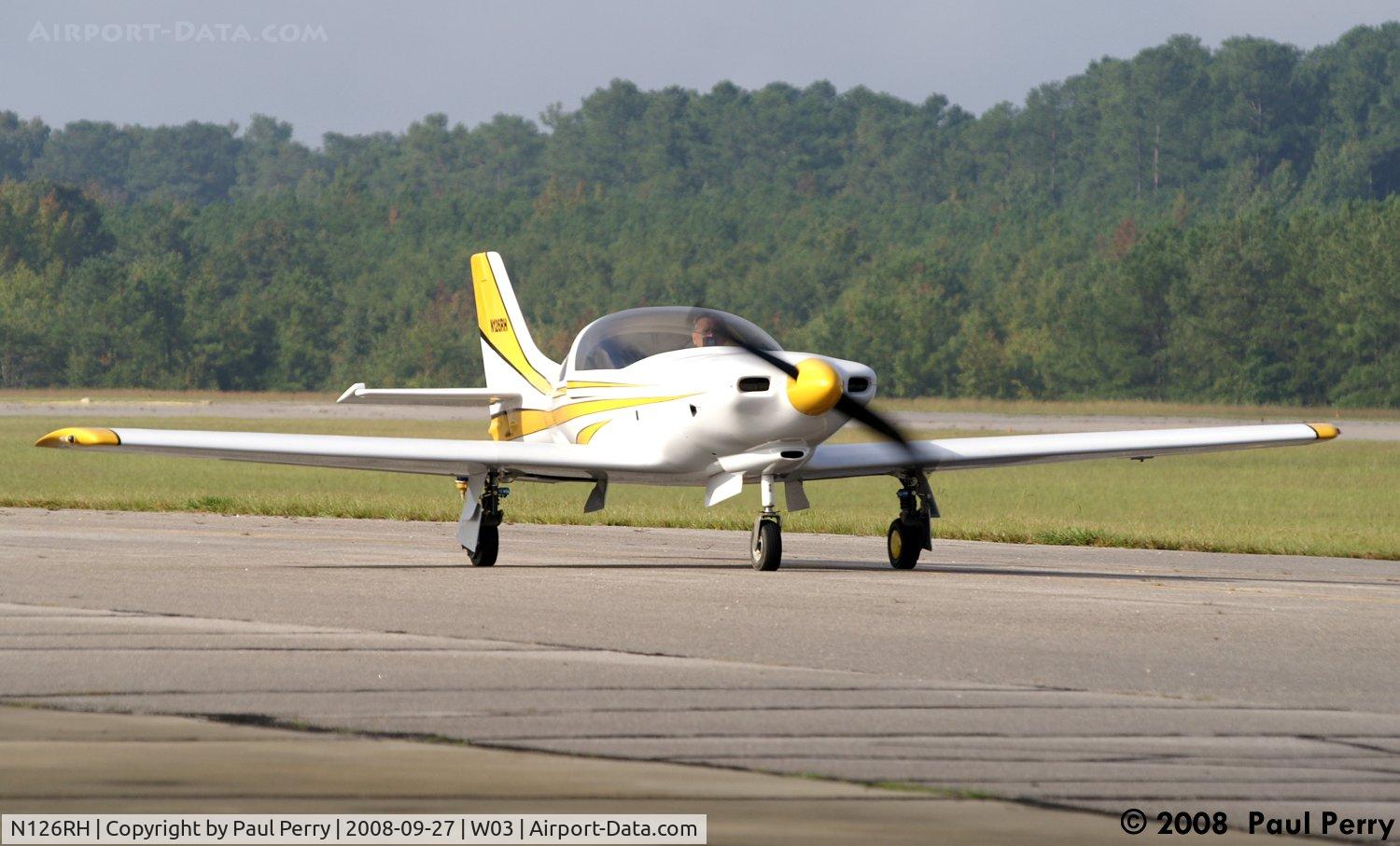 N126RH, Lancair 235 C/N 204, Taxiing from the hangars to be displayed