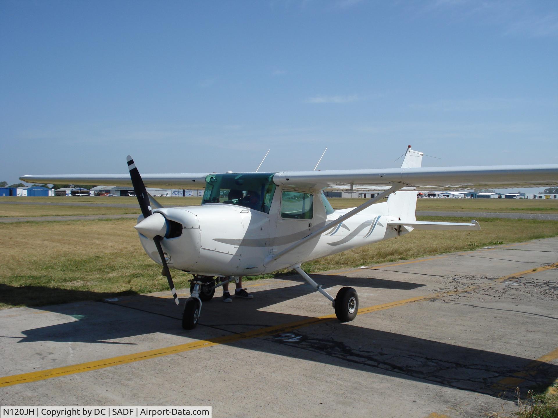 N120JH, 1977 Cessna 152 C/N 15280109, Former N120JH - Now LV-BRI
