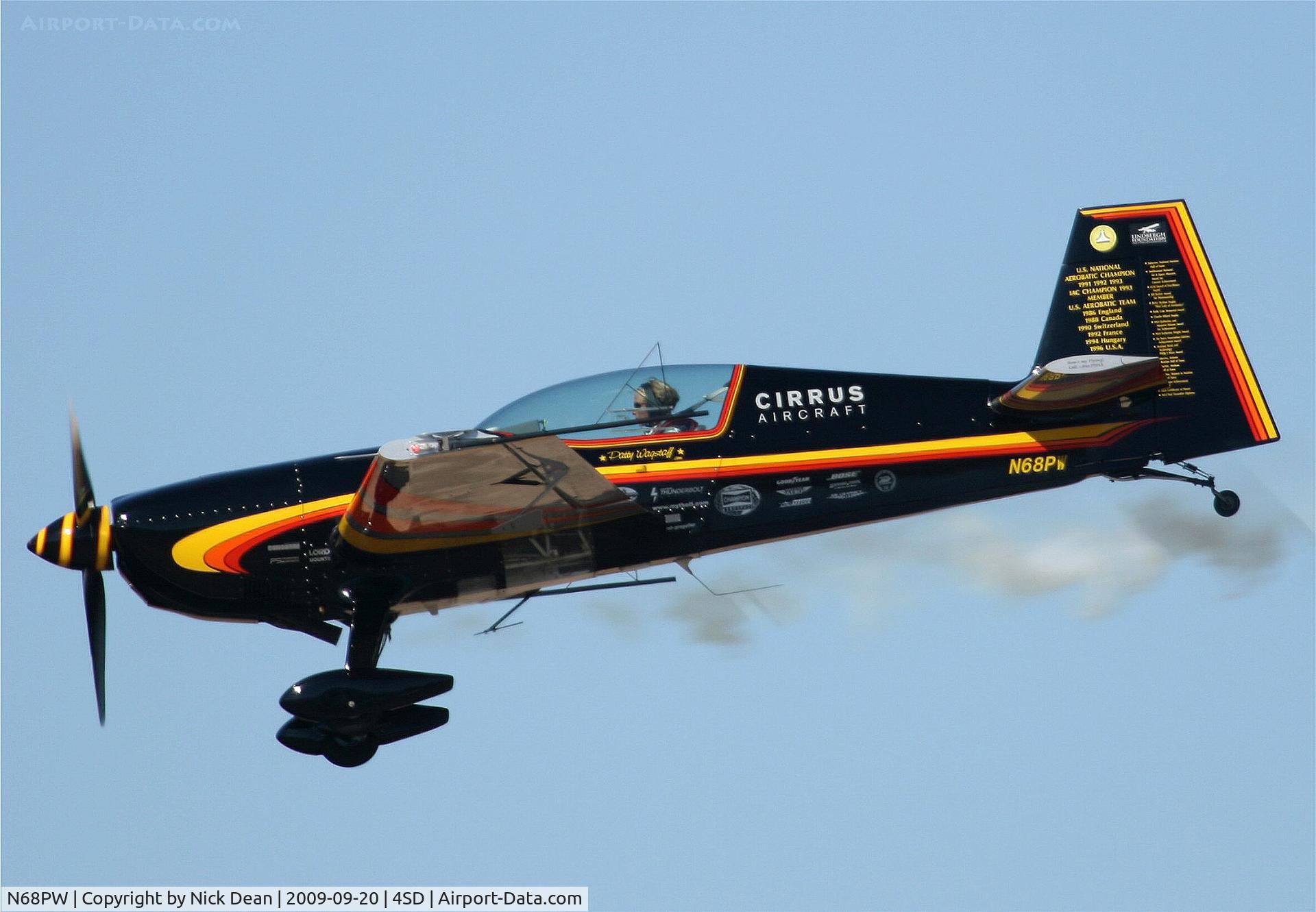 N68PW, Extra EA-300S C/N 030, K4SD