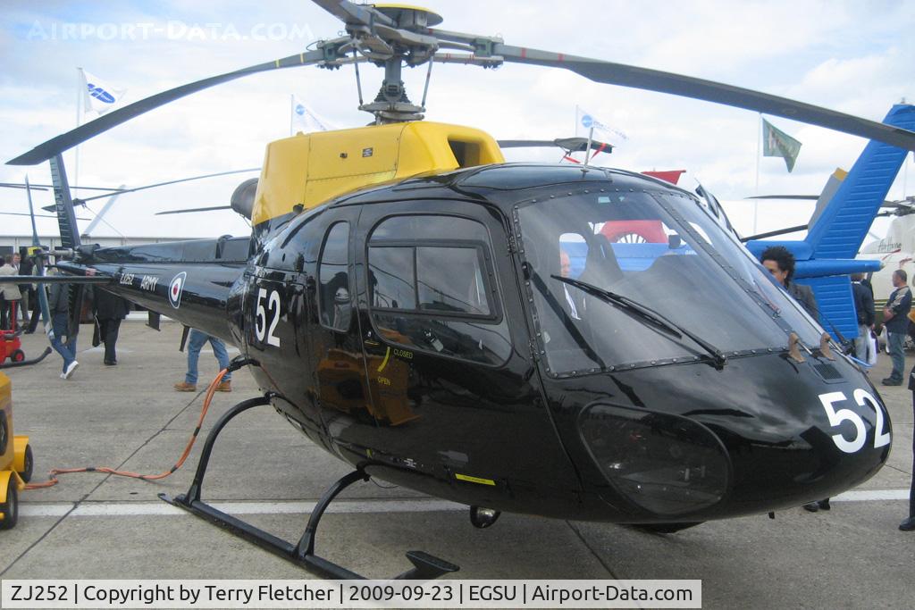 ZJ252, 1997 Eurocopter AS-350BB Squirrel HT2 Ecureuil C/N 3049, Exhibited at HeliTech 2009 at Duxford