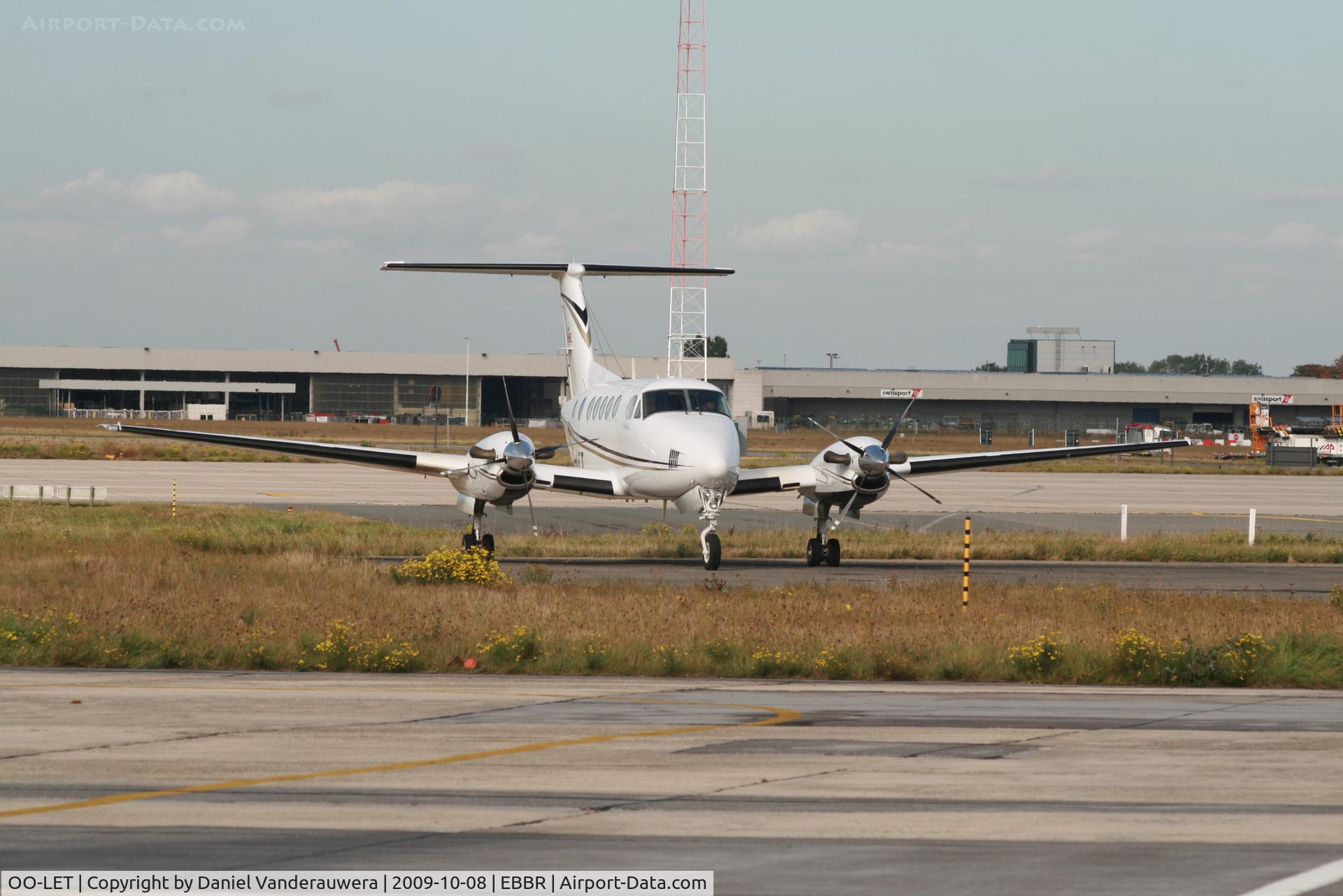 OO-LET, 1994 Beech B200 Super King Air King Air C/N BB-1473, parked on General Aviation apron