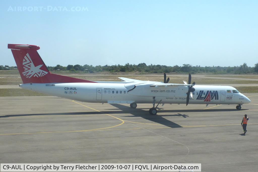 C9-AUL, 2000 De Havilland Canada DHC-8-402Q Dash 8 C/N 4019, LAM Dash 8 at Vilanculos, Mozambique