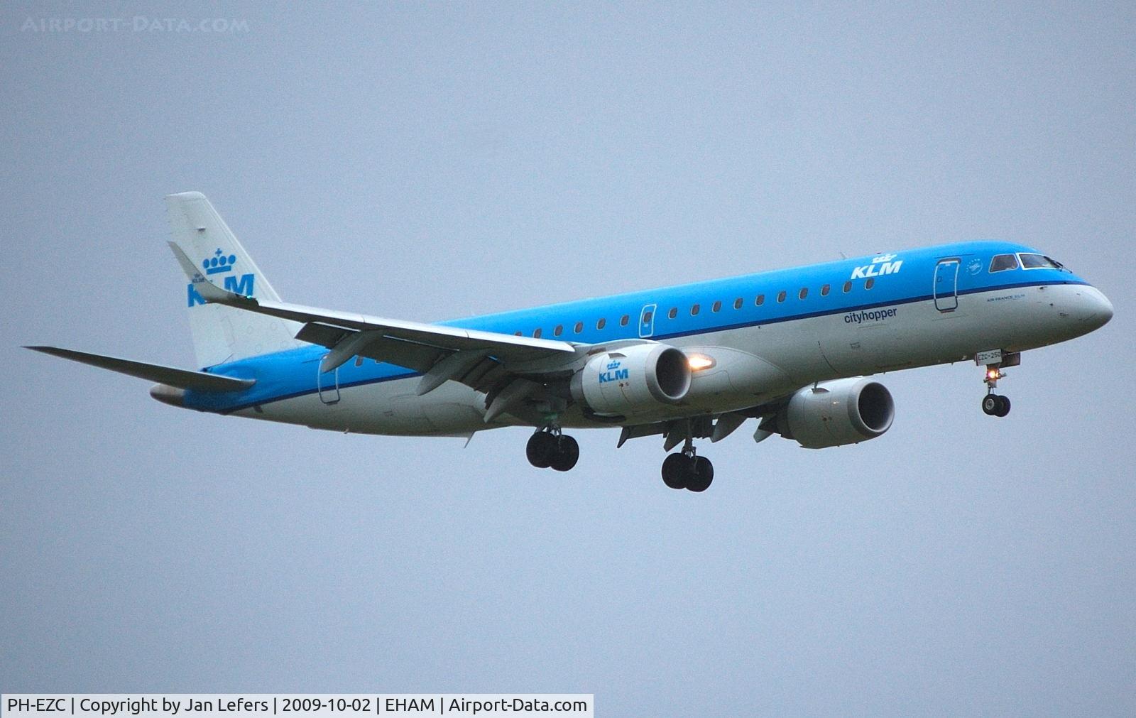 PH-EZC, 2008 Embraer 190LR (ERJ-190-100LR) C/N 19000250, Embraer ERJ-190STD