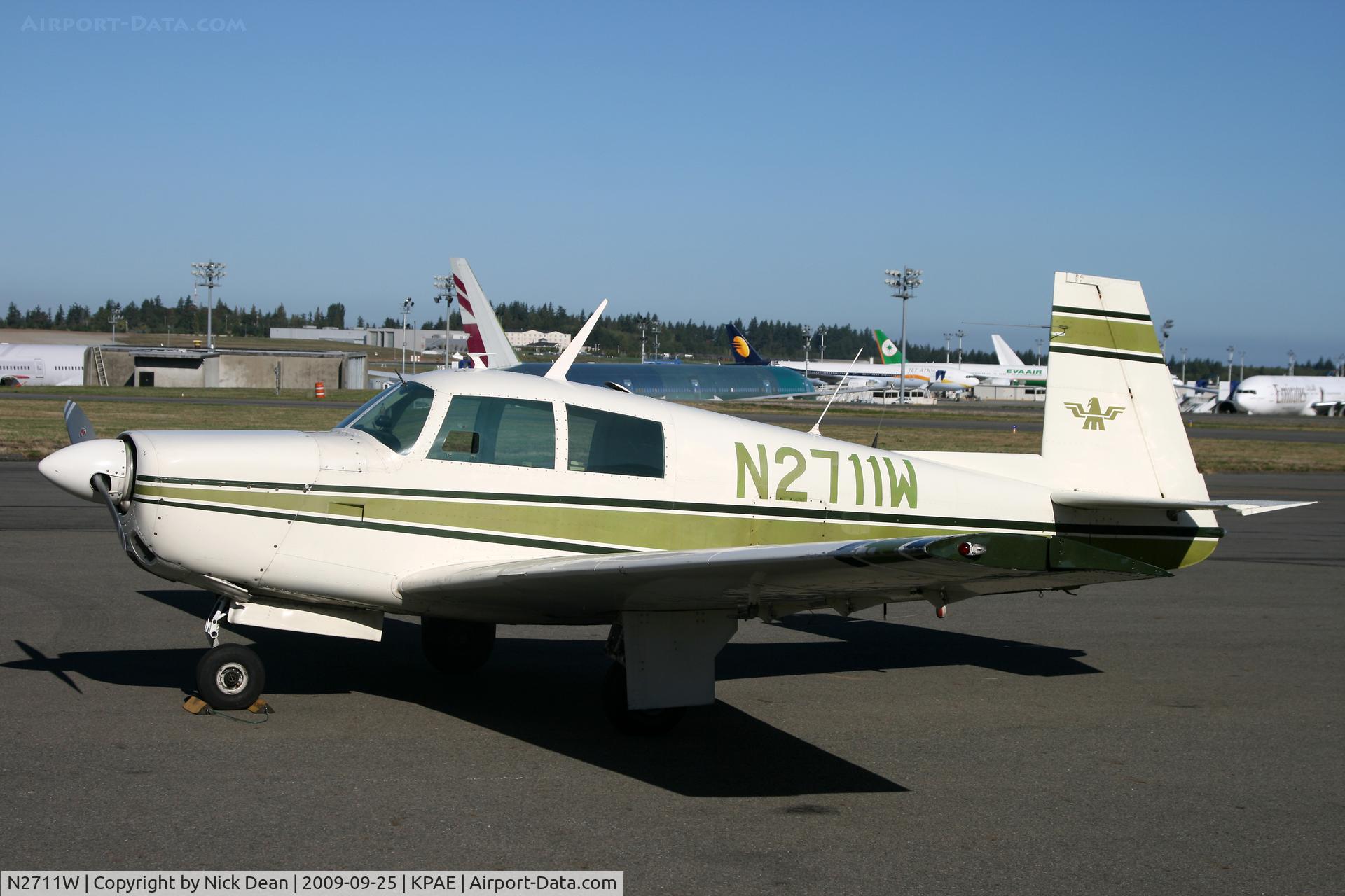 N2711W, 1966 Mooney M20E C/N 1022, KPAE