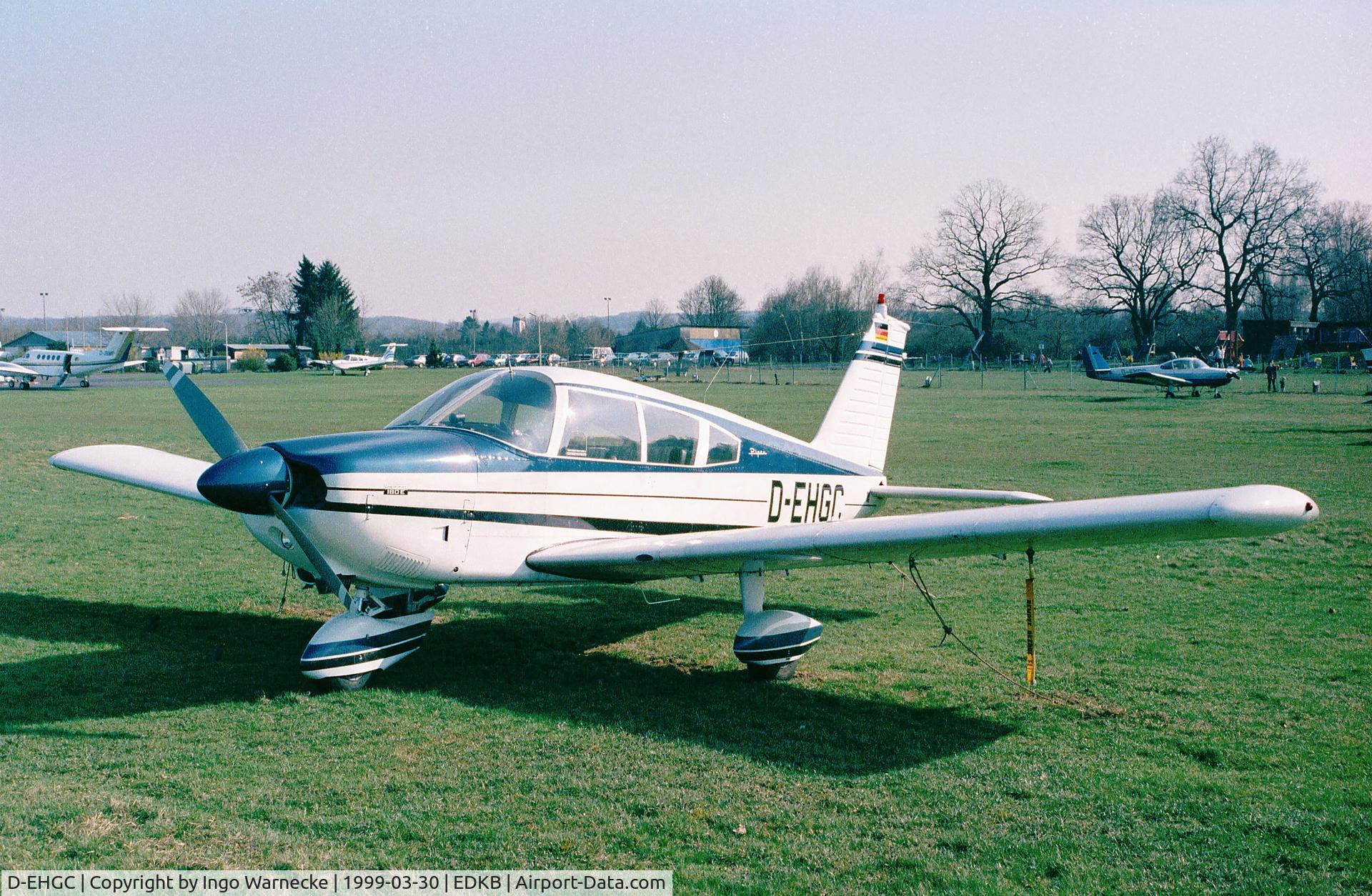 D-EHGC, 1970 Piper PA-28-180 C/N 28-5727, Piper PA-28-180 Cherokee E at Bonn-Hangelar airfield