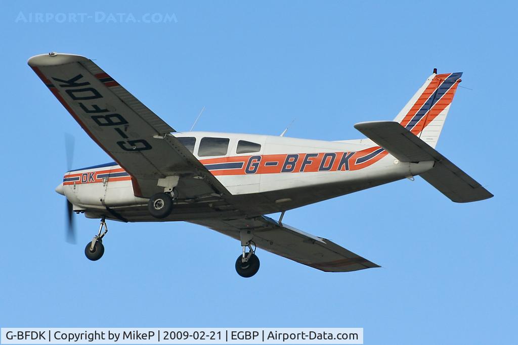 G-BFDK, 1977 Piper PA-28-161 Cherokee Warrior II C/N 28-7816010, Short final.