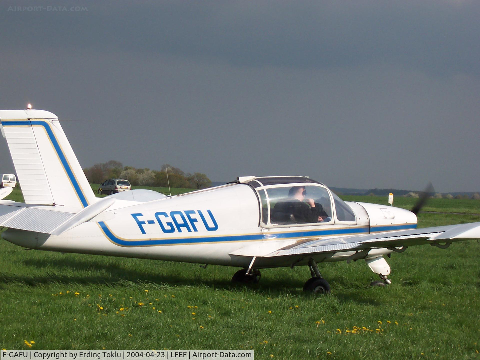 F-GAFU, Socata MS-880B Rallye Club C/N 2850, Seen at Amboise-Dierre