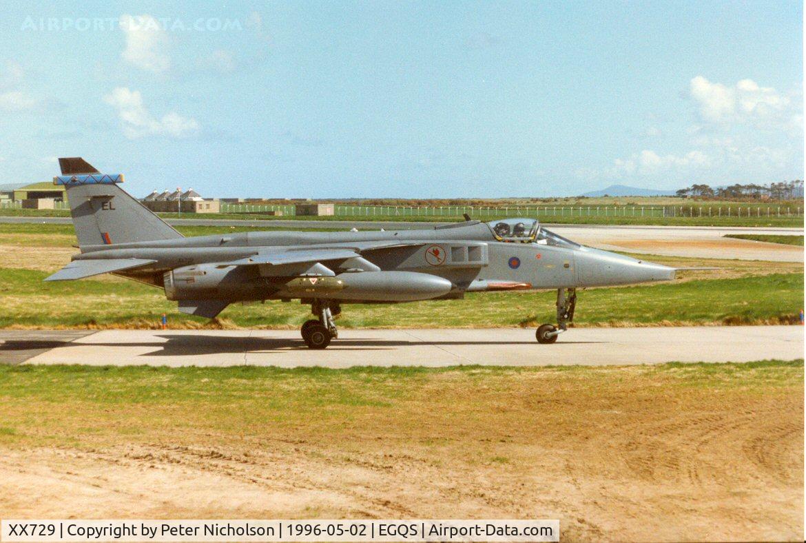 XX729, 1974 Sepecat Jaguar GR.1A C/N S.26, Jaguar GR.1A, callsign Boxer 4, of 6 Squadron at Lossiemouth in May 1996.