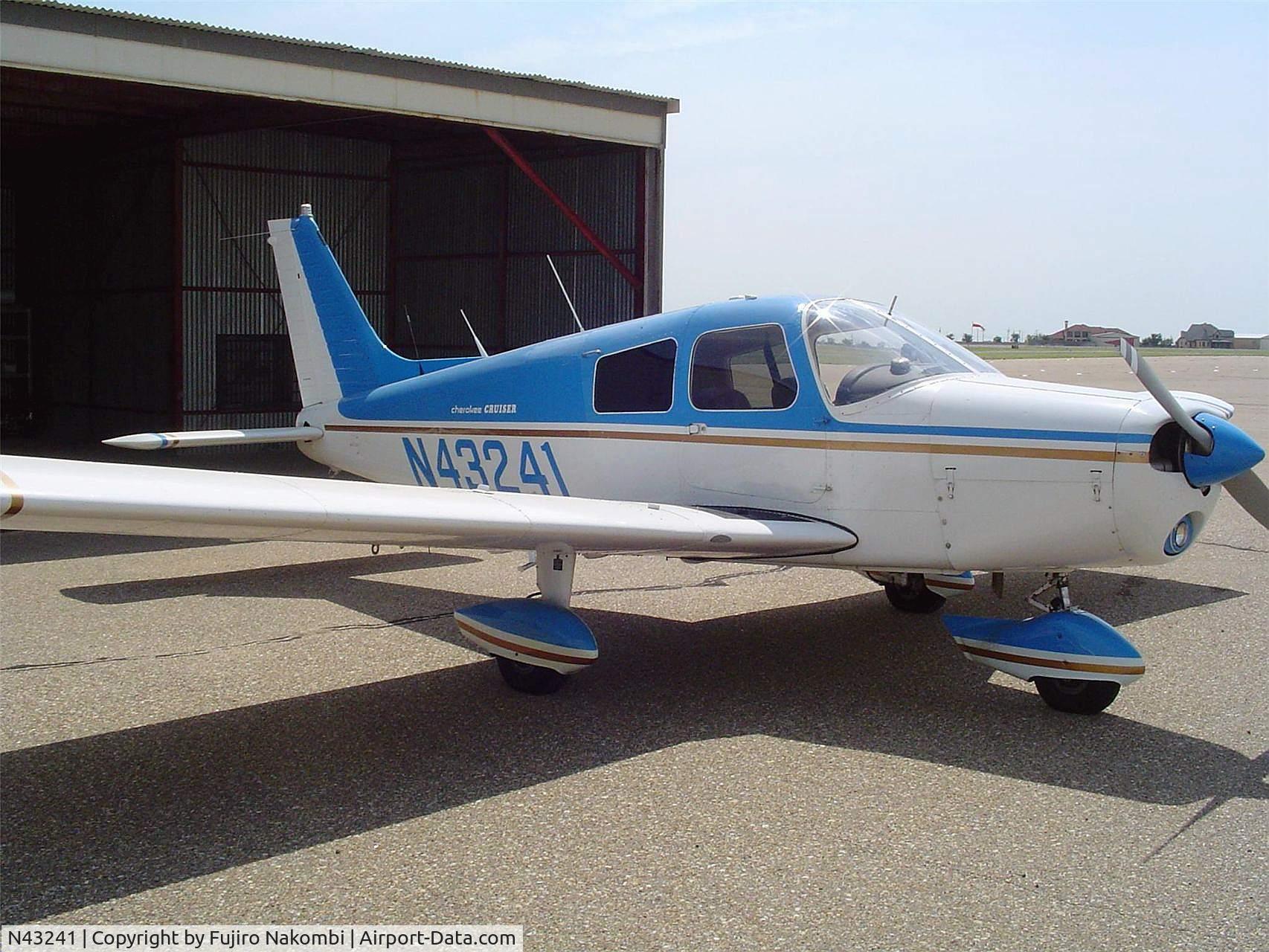 N43241, 1974 Piper PA-28-140 C/N 28-7425349, 1974 Piper PA-28-140