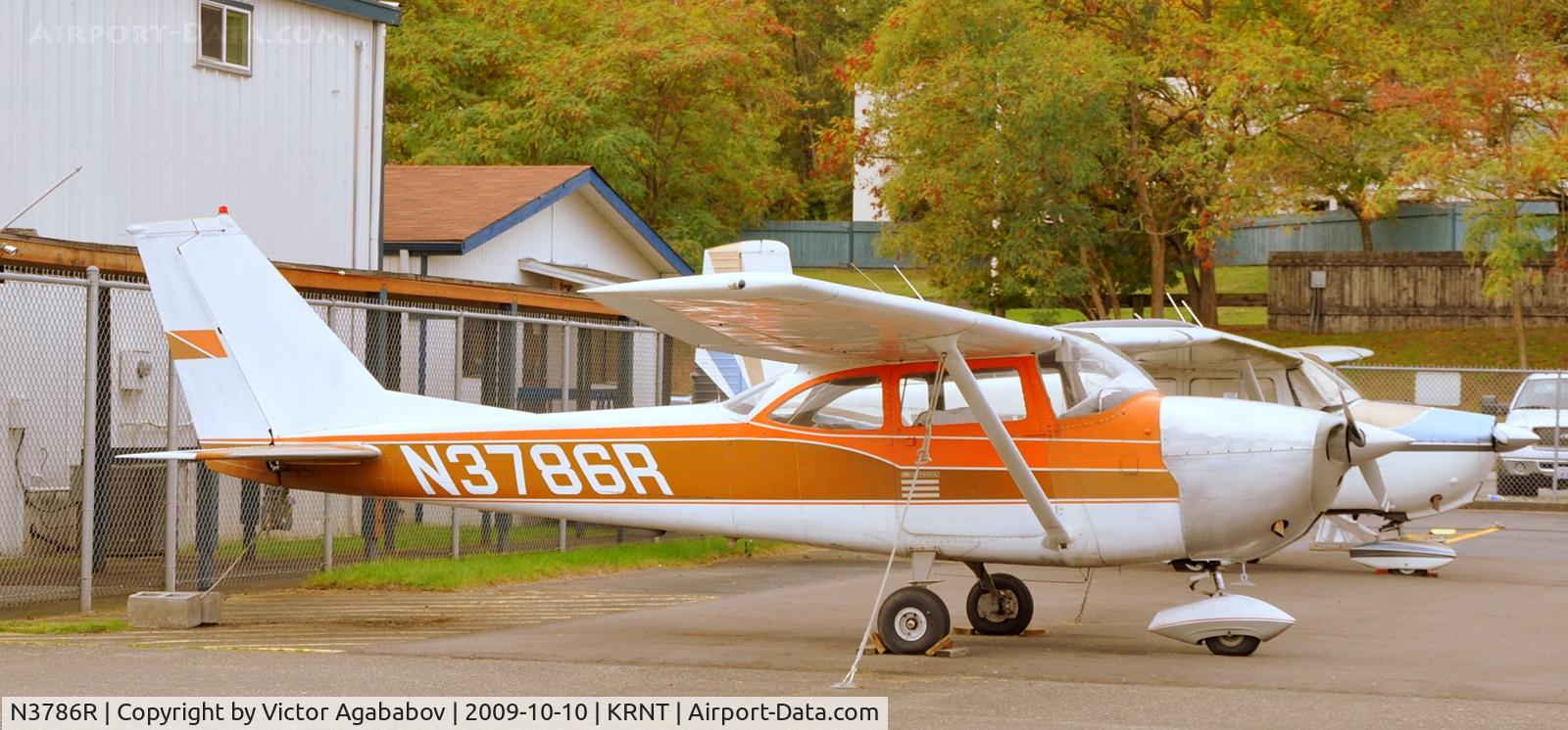 N3786R, 1966 Cessna 172H C/N 17255586, At Renton Airport