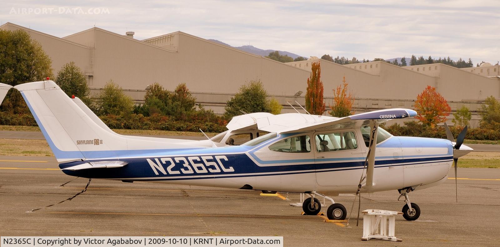N2365C, 1978 Cessna R182 Skylane RG C/N R18200162, At Renton Airport