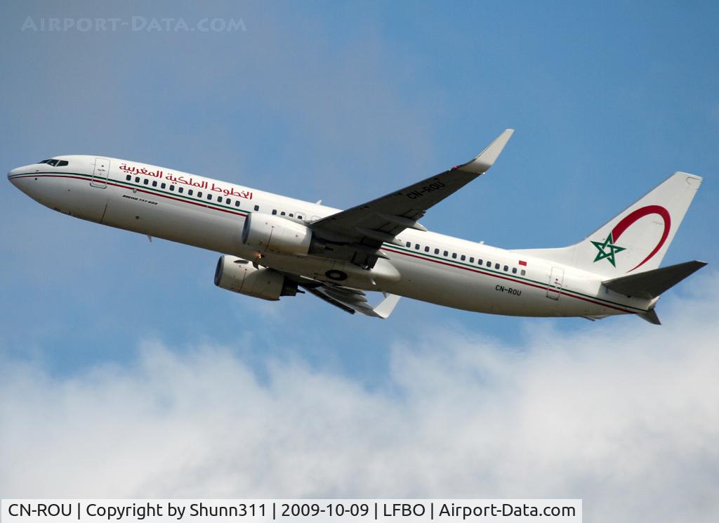 CN-ROU, 2009 Boeing 737-8B6 C/N 33069, Taking off rwy 32R