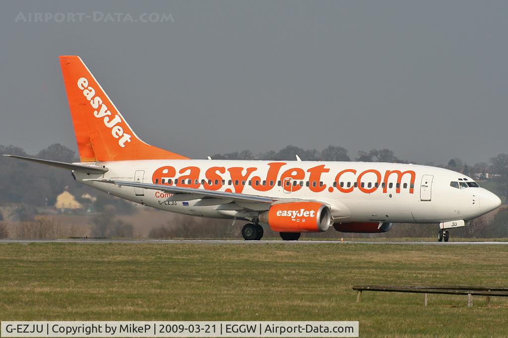 G-EZJU, 2003 Boeing 737-73V C/N 32416, About to line up.