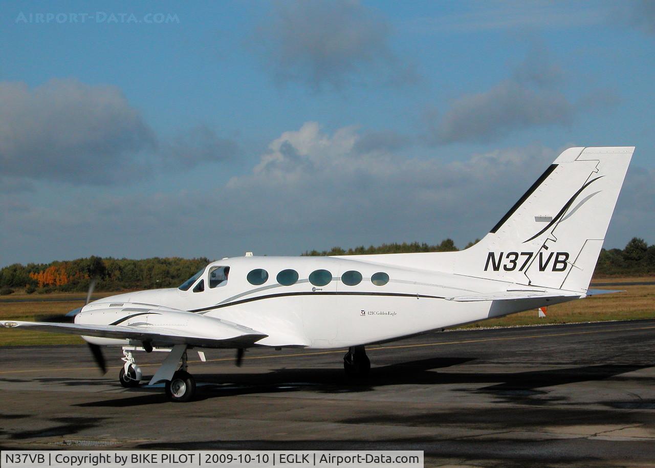 N37VB, 1977 Cessna 421C Golden Eagle C/N 421C-0418, RESIDENT GOLDEN EAGLE RUNNING UP