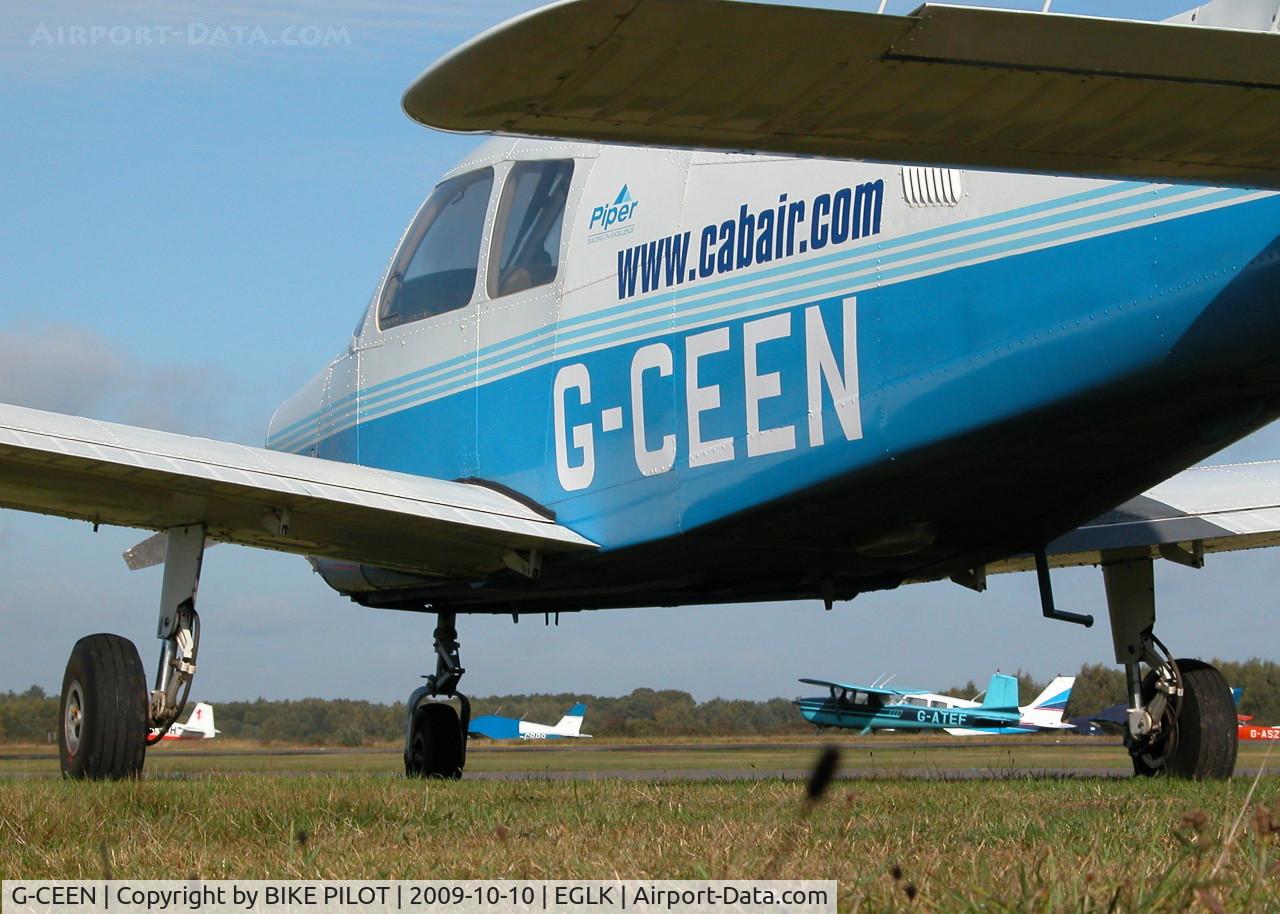 G-CEEN, 1990 Piper PA-28-161 Cadet C/N 2841293, SITTING IN THE AUTUMN SUN