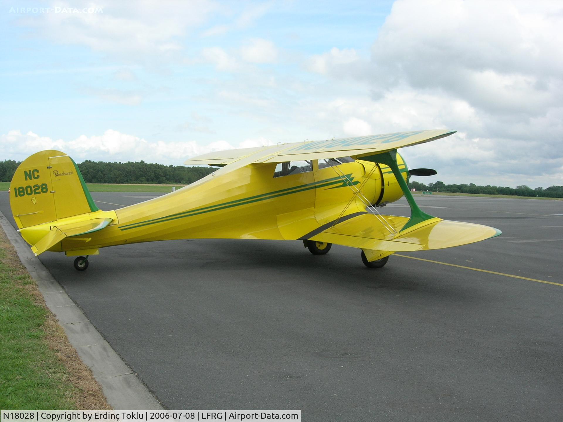N18028, 1937 Beech D17S Staggerwing C/N 147, Seen at Deauville