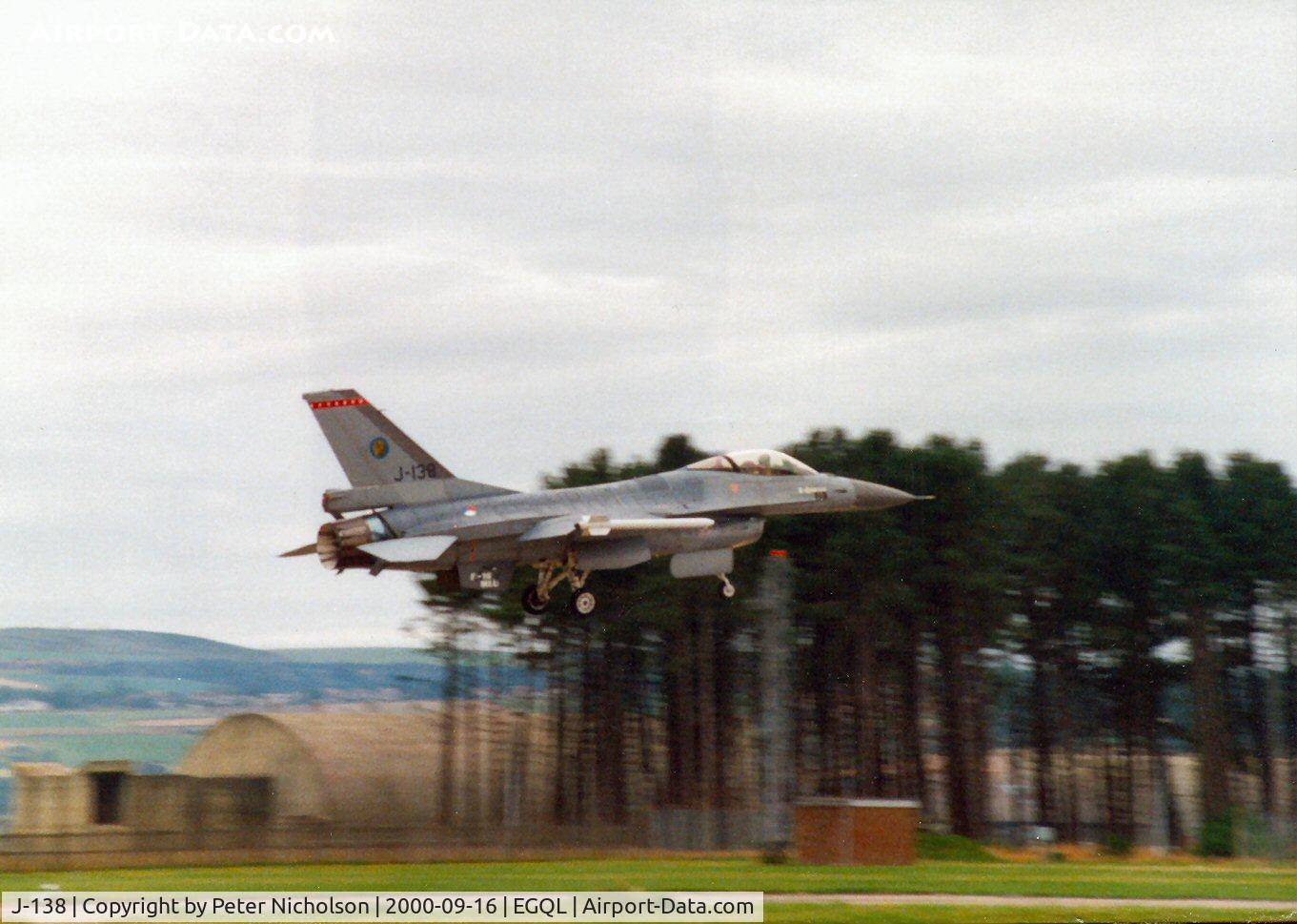 J-138, Fokker F-16AM Fighting Falcon C/N 6D-128, F-16AM, callsign Orange 1, of 315 Squadron Royal Netherlands Air Force landing at the 2000 Leuchars Airshow.